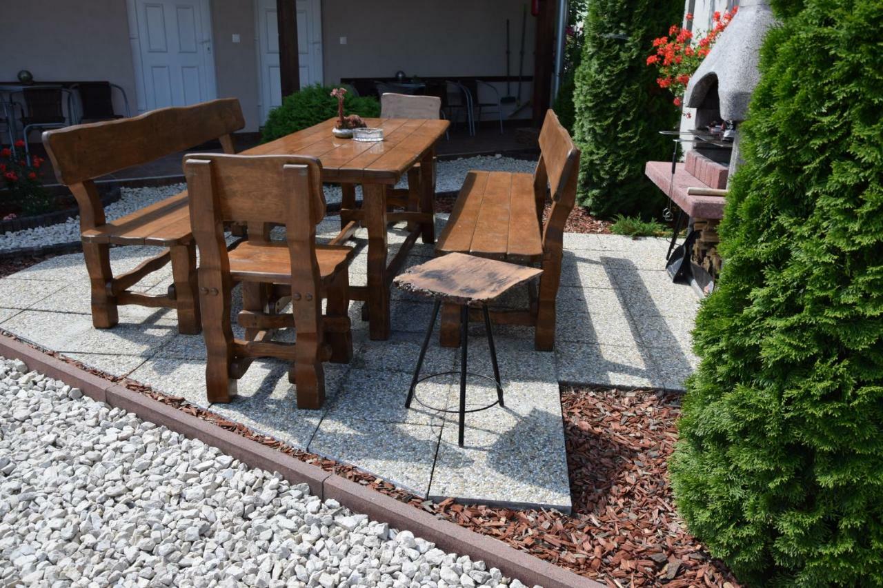 Belany Studios Veľký Meder Bagian luar foto